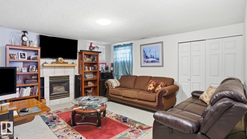 11249 12 Avenue Nw, Edmonton, AB 