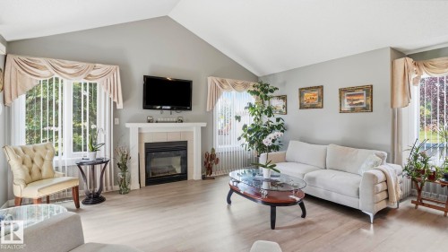 11249 12 Avenue Nw, Edmonton, AB 