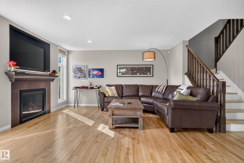 20853 92A Avenue Nw, Edmonton, AB 
