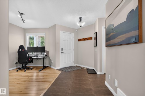 20853 92A Avenue Nw, Edmonton, AB 