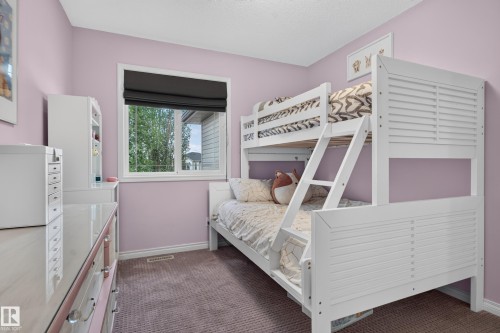 20853 92A Avenue Nw, Edmonton, AB 
