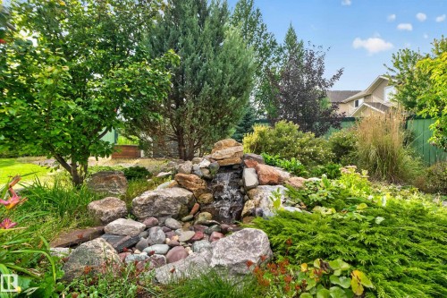 20853 92A Avenue Nw, Edmonton, AB 
