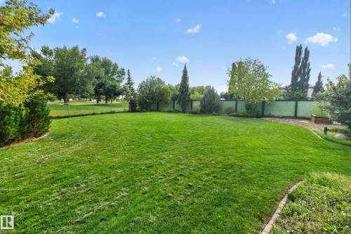 20853 92A Avenue Nw, Edmonton, AB 