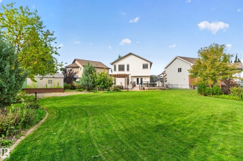 20853 92A Avenue Nw, Edmonton, AB 