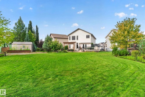 20853 92A Avenue Nw, Edmonton, AB 