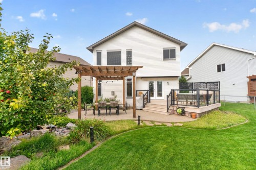 20853 92A Avenue Nw, Edmonton, AB 