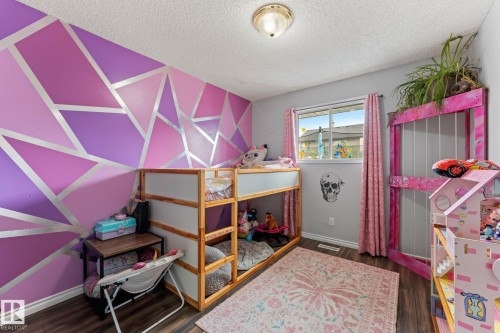 17607 91 Street Nw, Edmonton, AB 