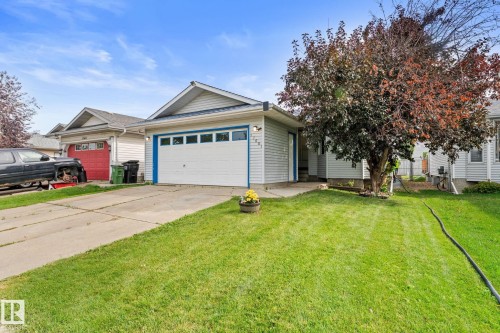 17607 91 Street NW  Edmonton, AB T5Z 2M1