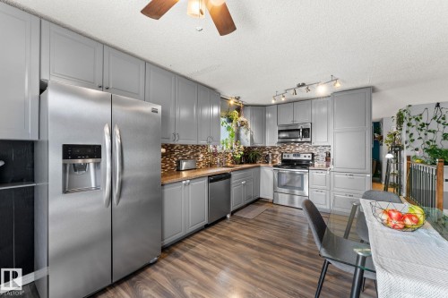 17607 91 Street Nw, Edmonton, AB 