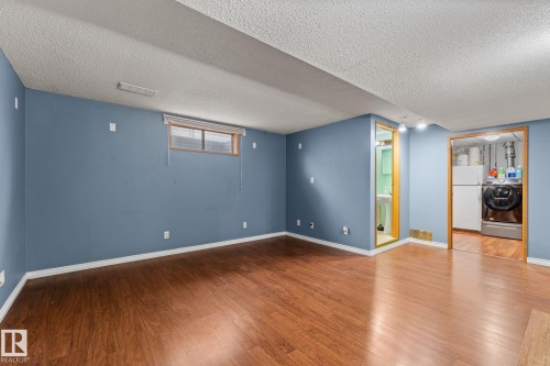 17607 91 Street Nw, Edmonton, AB 