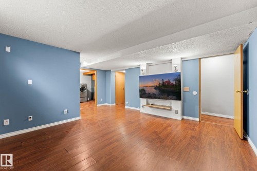 17607 91 Street Nw, Edmonton, AB 