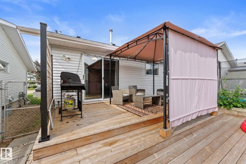 17607 91 Street Nw, Edmonton, AB 
