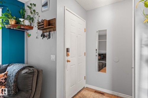 17607 91 Street Nw, Edmonton, AB 