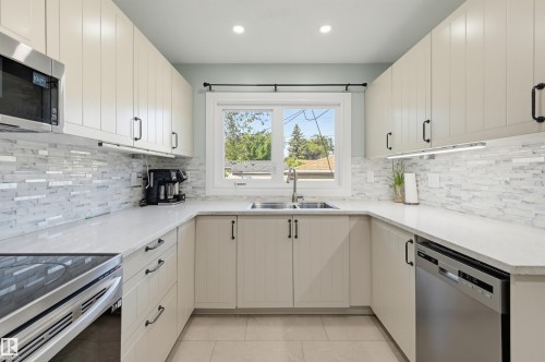 9112 167 Street Nw, Edmonton, AB 