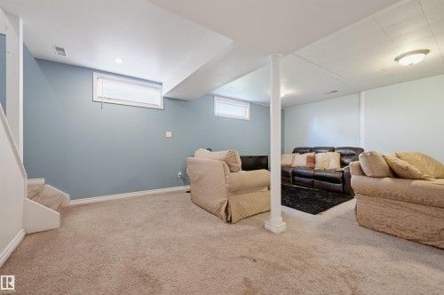 9112 167 Street Nw, Edmonton, AB 
