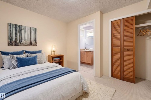 Basement Bedroom - 9112 167 Street Nw, Edmonton, AB 
