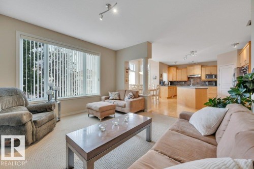 Expansive window with vertical blinds - 739 Haliburton Crescent Nw, Edmonton, AB 