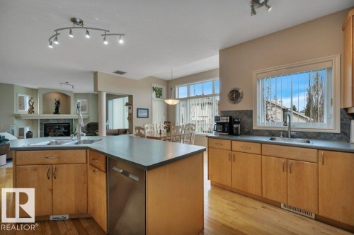 739 Haliburton Crescent Nw, Edmonton, AB 
