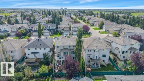 Residential neighborhood with established homes and mature landscaping - 739 Haliburton Crescent Nw, Edmonton, AB 