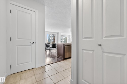 #1701 10180 104 St Nw, Edmonton, AB 