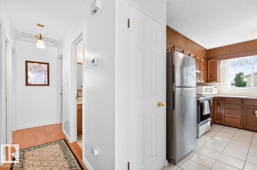11464 152A Avenue Nw, Edmonton, AB 