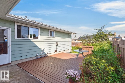 11464 152A Avenue Nw, Edmonton, AB 