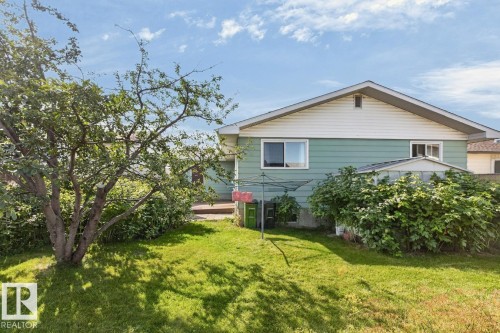11464 152A Avenue Nw, Edmonton, AB 