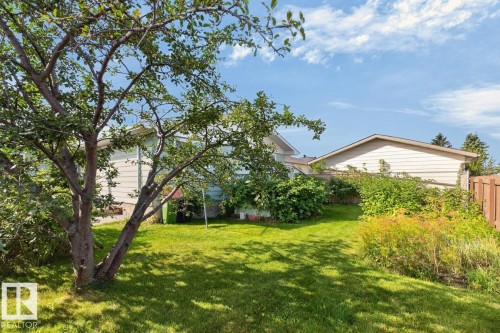 11464 152A Avenue Nw, Edmonton, AB 