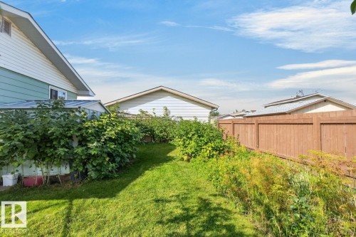 11464 152A Avenue Nw, Edmonton, AB 