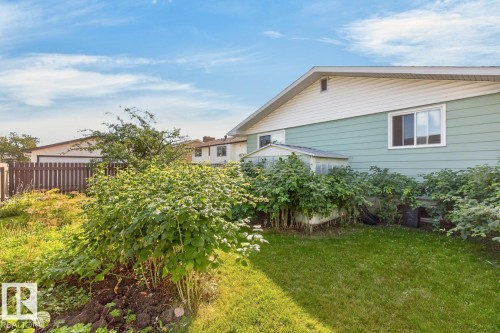 11464 152A Avenue Nw, Edmonton, AB 