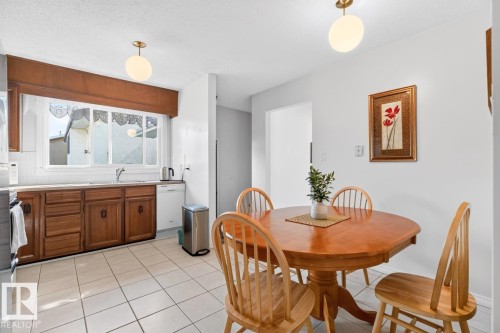 11464 152A Avenue Nw, Edmonton, AB 