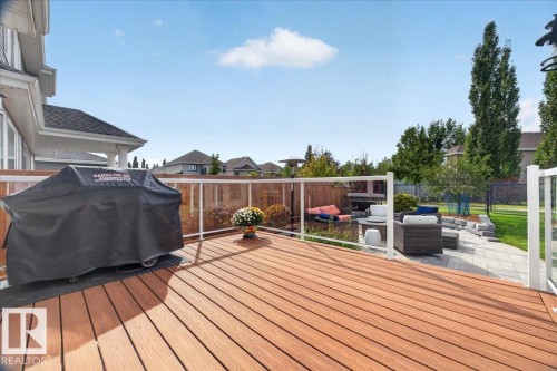 2032 90 Street Sw, Edmonton, AB 