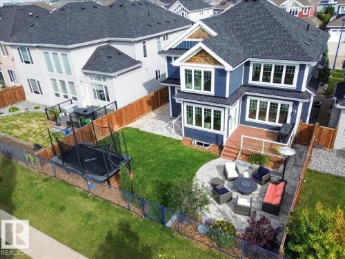 2032 90 Street Sw, Edmonton, AB 