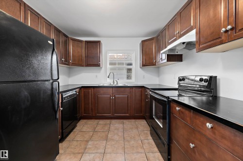 10011 105 Street, Morinville, AB 
