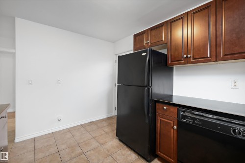 10011 105 Street, Morinville, AB 