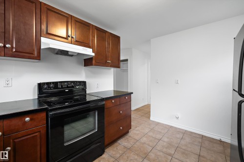 10011 105 Street, Morinville, AB 