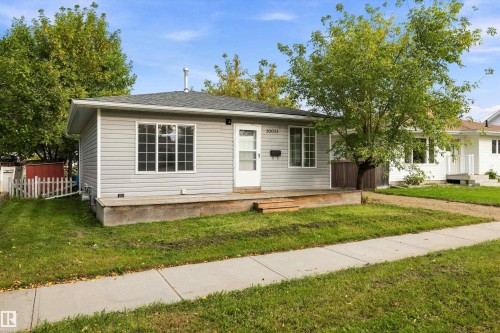 10011 105 Street, Morinville, AB 