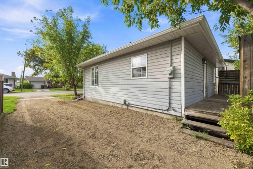 10011 105 Street, Morinville, AB 