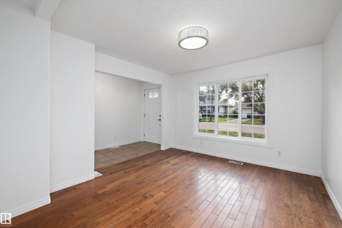 10011 105 Street, Morinville, AB 
