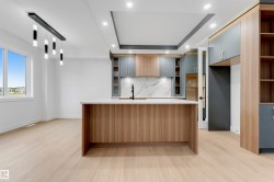 131 24 Street SW Edmonton, AB T6X 3K4