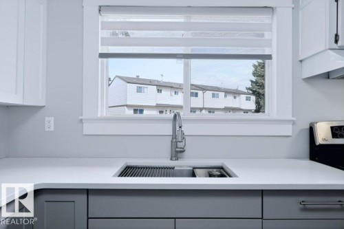 709 Clareview Road Nw, Edmonton, AB 