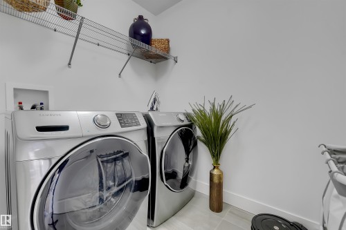 1399 Watt Drive Sw, Edmonton, AB - Indoor Photo Showing Laundry Room