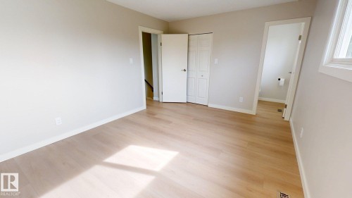 10928 34A Avenue Nw, Edmonton, AB 