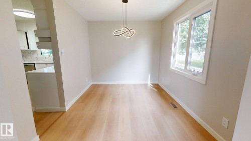10928 34A Avenue Nw, Edmonton, AB 