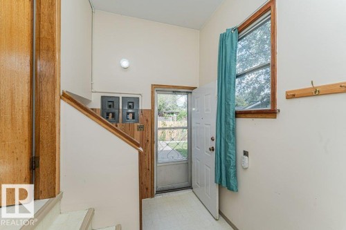 10509 77 Street Nw, Edmonton, AB 