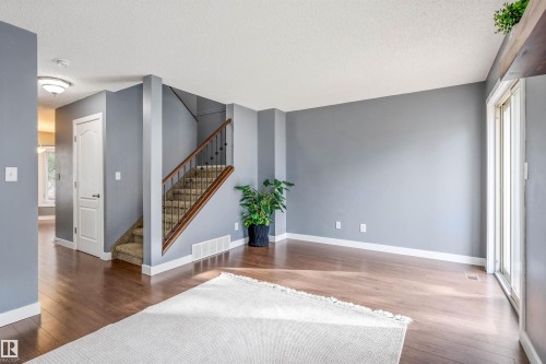 #44 10205 158 Av Nw, Edmonton, AB 
