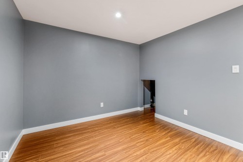 #44 10205 158 Av Nw, Edmonton, AB 