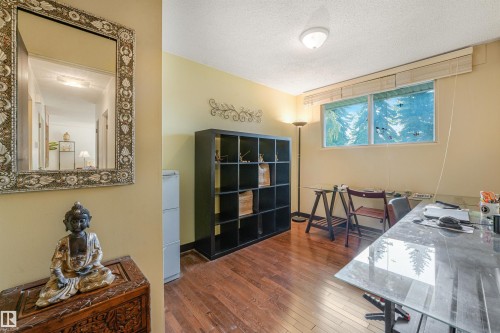 4708 Malmo Road Nw, Edmonton, AB - Indoor