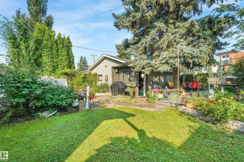 4708 Malmo Road Nw, Edmonton, AB - Outdoor