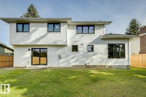11129 34A Avenue Nw, Edmonton, AB 